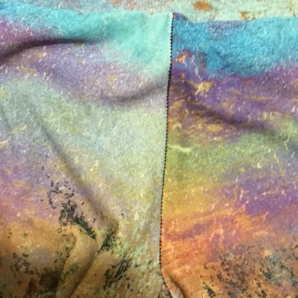 Onzie Multicolored Leggings Size S/M in VGUC! - Picture 8 of 8